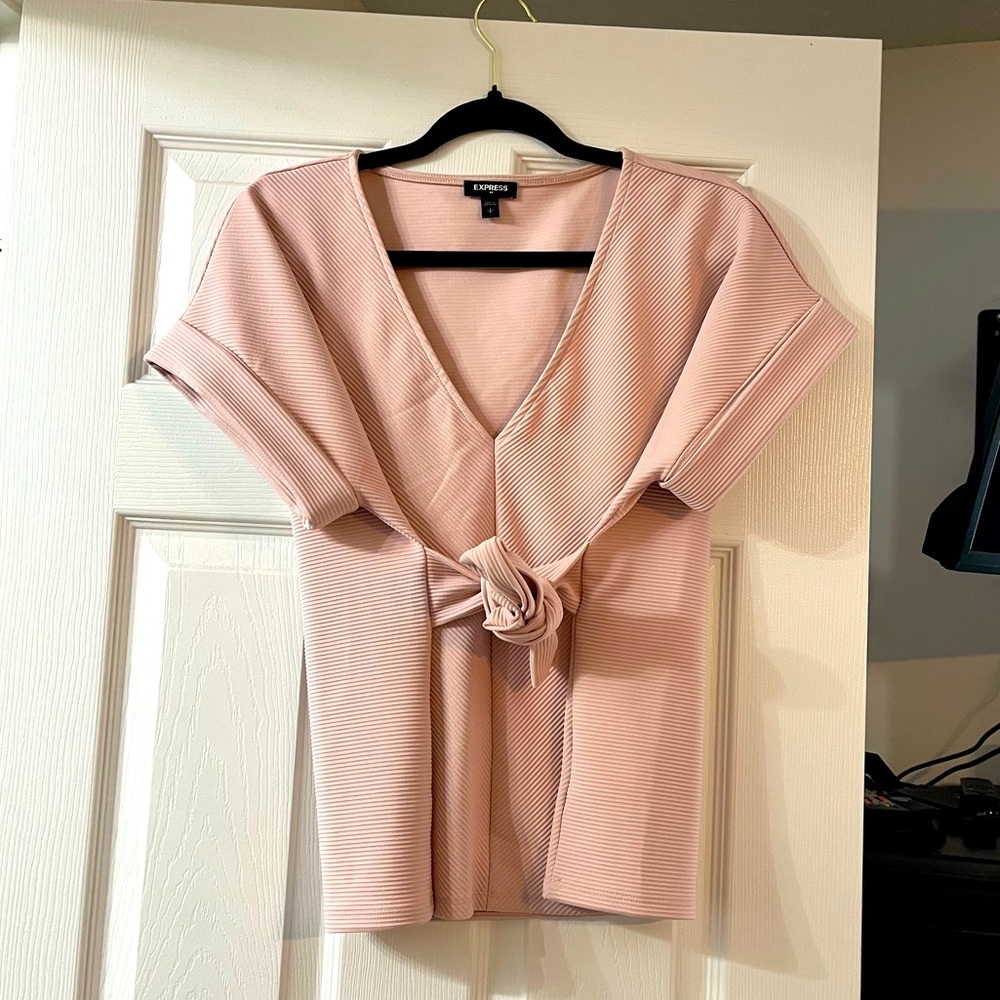 Express top size Small
